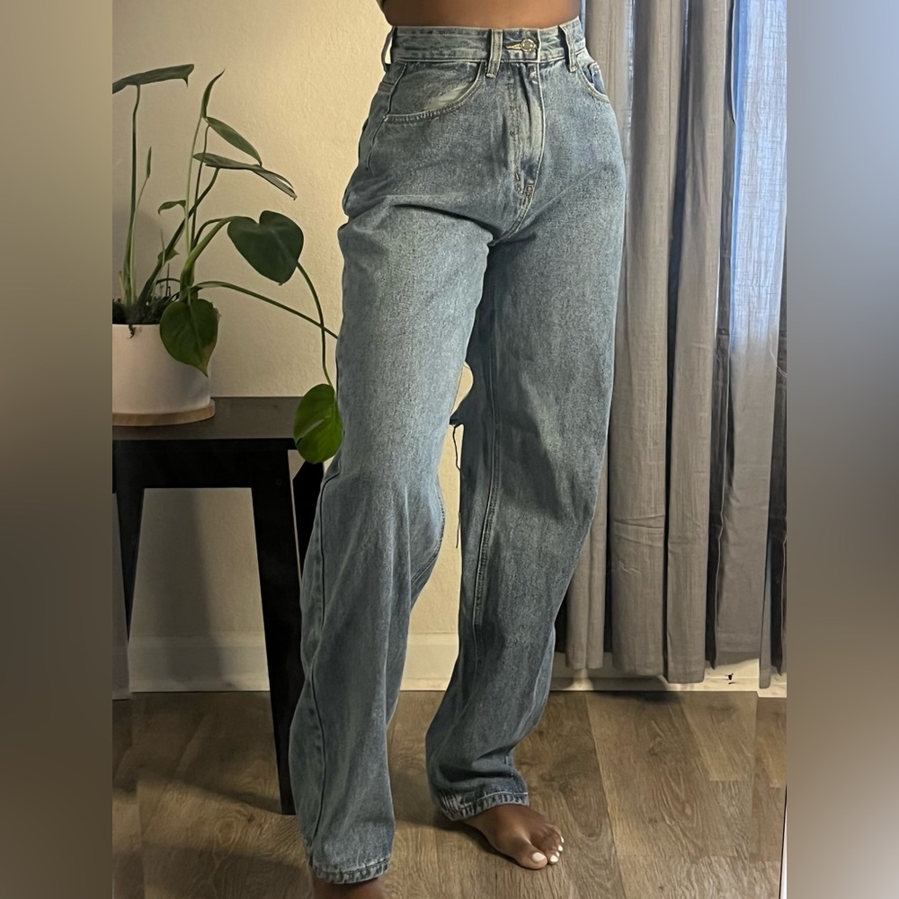 Mid Blue Wash Extreme Bum Split Baggy Boyfriend Jeans